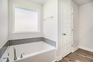 2433 Mar Vis Ln, Texas City, TX 77568 - Photo 9