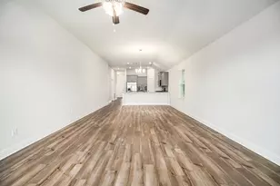 2433 Mar Vis Ln, Texas City, TX 77568 - Photo 7