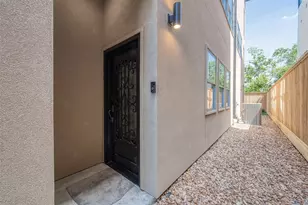 5510 Bosque St, Houston, TX 77056 - Photo 3