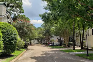 3315 Golden Trails Dr, Kingwood, TX 77345 - Photo 15