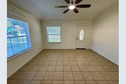 314 Green Leaf Street, Huntsville, TX 77340 - Photo 7