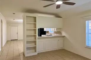 314 Greenleaf St, Huntsville, TX 77340 - Photo 5