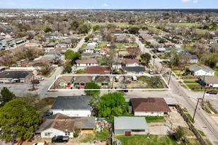 3501 Sarah St, Houston, TX 77026 - Photo 1