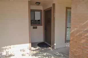 102 Lakeview Terrace, Conroe, TX 77356 - Photo 3