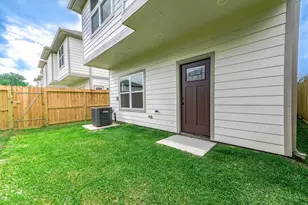 787 Fortune St, Houston, TX 77088 - Photo 29