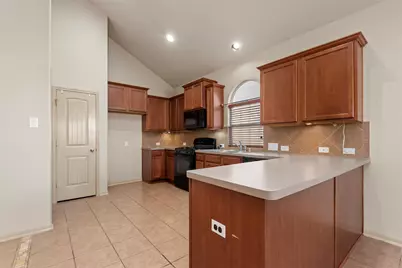 8734 Auburn Mane Drive, Tomball, TX 77375 - Photo 7