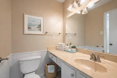 7069 N Holiday Drive, Galveston, TX 77550 - Photo 15