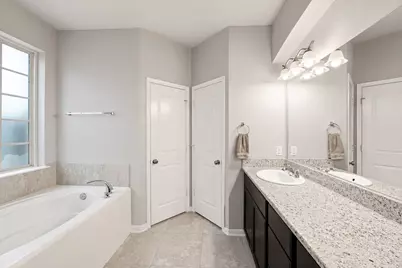 2203 Parker Court, Brenham, TX 77833 - Photo 17