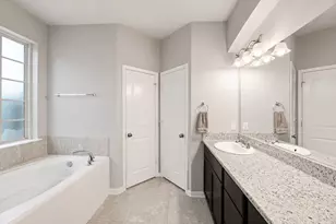 2203 Parker Ct, Brenham, TX 77833 - Photo 17