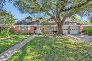 334 Biscayne Blvd, El Lago, TX 77586 - Photo 1