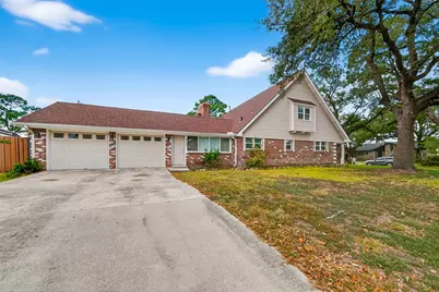 4901 Burning Tree Drive, Baytown, TX 77521 - Photo 3