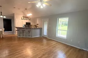 9638 Woodview Dr, College Station, TX 77845 - Photo 5