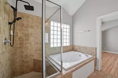 3736 Main Plaza Dr Drive, Houston, TX 77025 - Photo 25