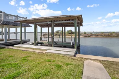 1813 Laguna Harbor Estate Boulevard, Port Bolivar, TX 77650 - Photo 3