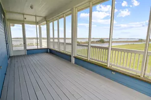 1813 Laguna Harbor Estate Blvd, Port Bolivar, TX 77650 - Photo 15