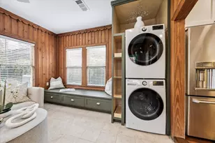 1935 W McKinney St, Houston, TX 77019 - Photo 13