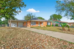 1411 Mimosa Ln, Rosenberg, TX 77471 - Photo 3