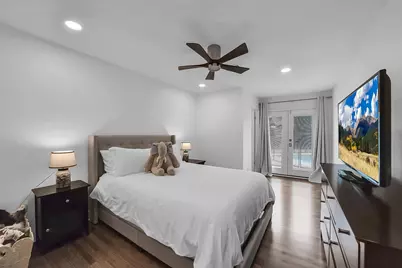 2503 Stoney Brook Drive, Houston, TX 77063 - Photo 27