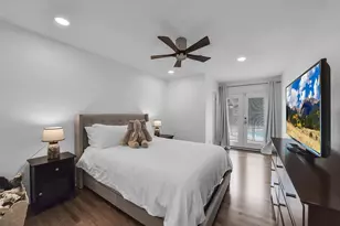 2503 Stoney Brook Dr, Houston, TX 77063 - Photo 27