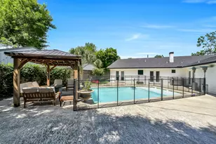 2503 Stoney Brook Dr, Houston, TX 77063 - Photo 19