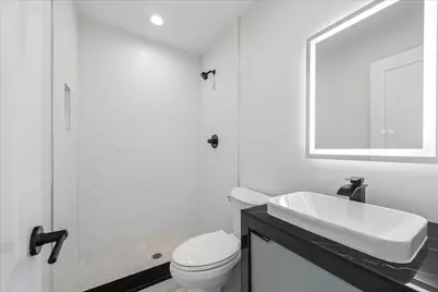 3903 Yale Heights Drive, Houston, TX 77018 - Photo 35