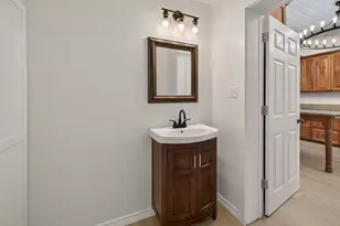 116 S Ave D, Shiner, TX 77984 - Photo 19