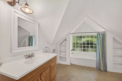 116 S Avenue D, Shiner, TX 77984 - Photo 17