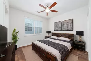 902 W 20th St, Houston, TX 77008 - Photo 11