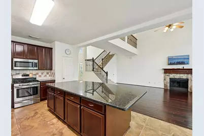 421 White Oak Pointe, League City, TX 77573 - Photo 13