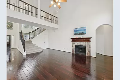 421 White Oak Pointe, League City, TX 77573 - Photo 11