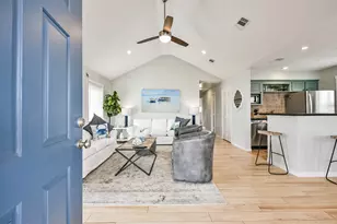 21923 Frio Dr, Galveston, TX 77554 - Photo 5