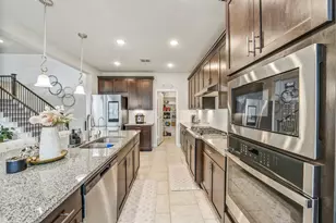 9210 Lowell Cliff Dr, Cypress, TX 77433 - Photo 19