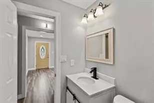 5210 Pickfair St, Houston, TX 77026 - Photo 5