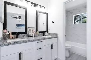 14310 Southline Rd, Sugar Land, TX 77498 - Photo 11