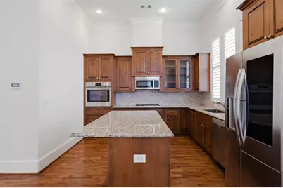 5606 Cohn Terrace Lane, Houston, TX 77007 - Photo 15