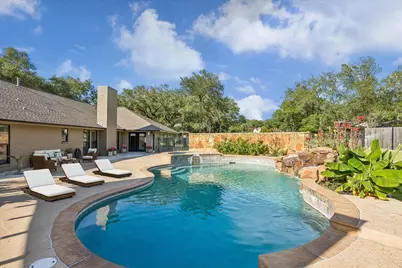 211 Rolling Hill Drive, La Grange, TX 78945 - Photo 23