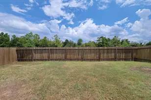 111 Avalon Dr, Huntsville, TX 77320 - Photo 29