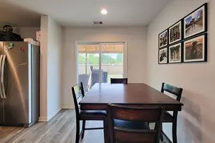 111 Avalon Dr, Huntsville, TX 77320 - Photo 11