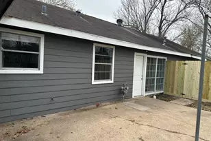 7301 Brockley Ln, Houston, TX 77087 - Photo 21