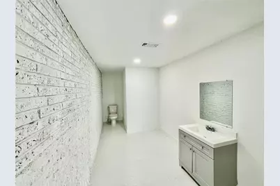6601 Sherman Street, Houston, TX 77011 - Photo 9