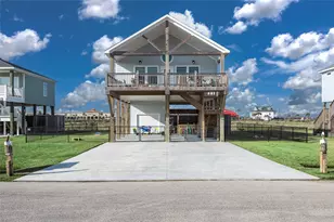 2285 E Lobster St, Crystal Beach, TX 77650 - Photo 29