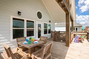 2285 E Lobster St, Crystal Beach, TX 77650 - Photo 11