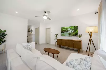 711 Alpine Falls Road, Rosharon, TX 77583 - Photo 5