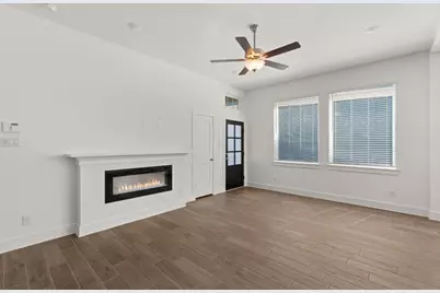 407 Park Hill Court, Stafford, TX 77477 - Photo 5