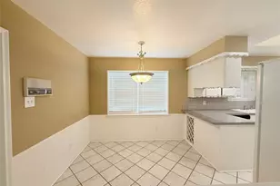 9231 Stroud Dr, Houston, TX 77036 - Photo 9
