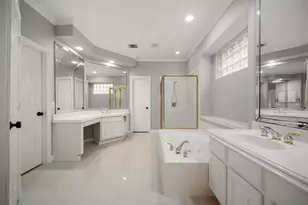 4418 Pine Blossom Trail, Houston, TX 77059 - Photo 19