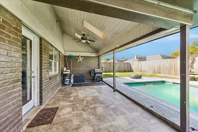 2710 Tyler Lane, Deer Park, TX 77536 - Photo 17