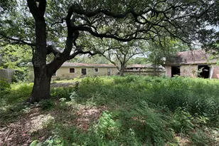 1110 18th Ave N, Texas City, TX 77590 - Photo 5