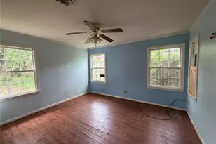 1110 18th Ave N, Texas City, TX 77590 - Photo 9