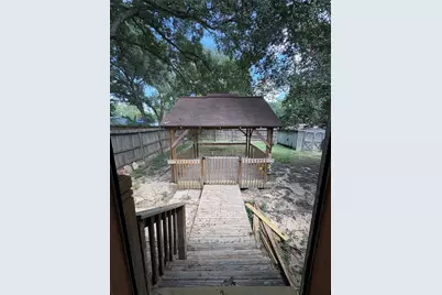 15198 Paradise Cove Drive, Willis, TX 77318 - Photo 13